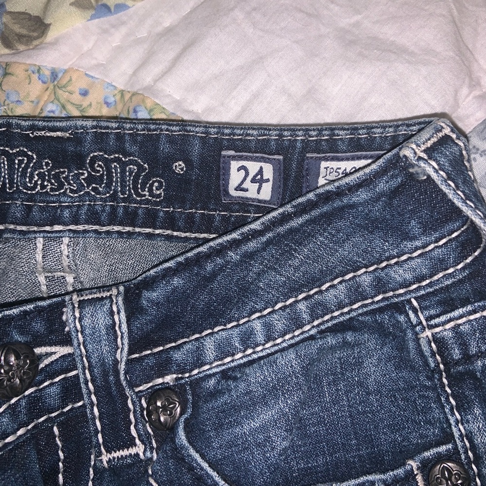 To small :( - Picture 3 of 3